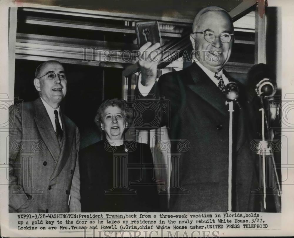 1952 Press Photo President & Mrs Truman & White House chief usher Howell Grim - Historic Images