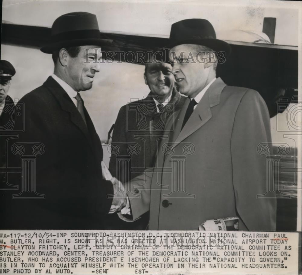 1954 Press Photo Paul M. Butler greeted by Clayton Fritchey at Wash. Airport - Historic Images