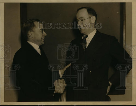 1937 Press Photo John J Burns General Counsel of SEC & Allen E Throop - Historic Images