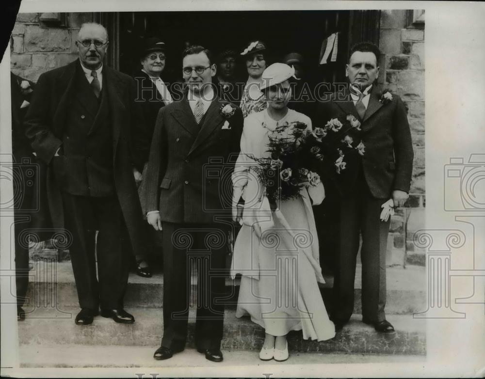 1934 Press Photo Cherry Kearton weds Peggy Baines in England - nee86253 - Historic Images