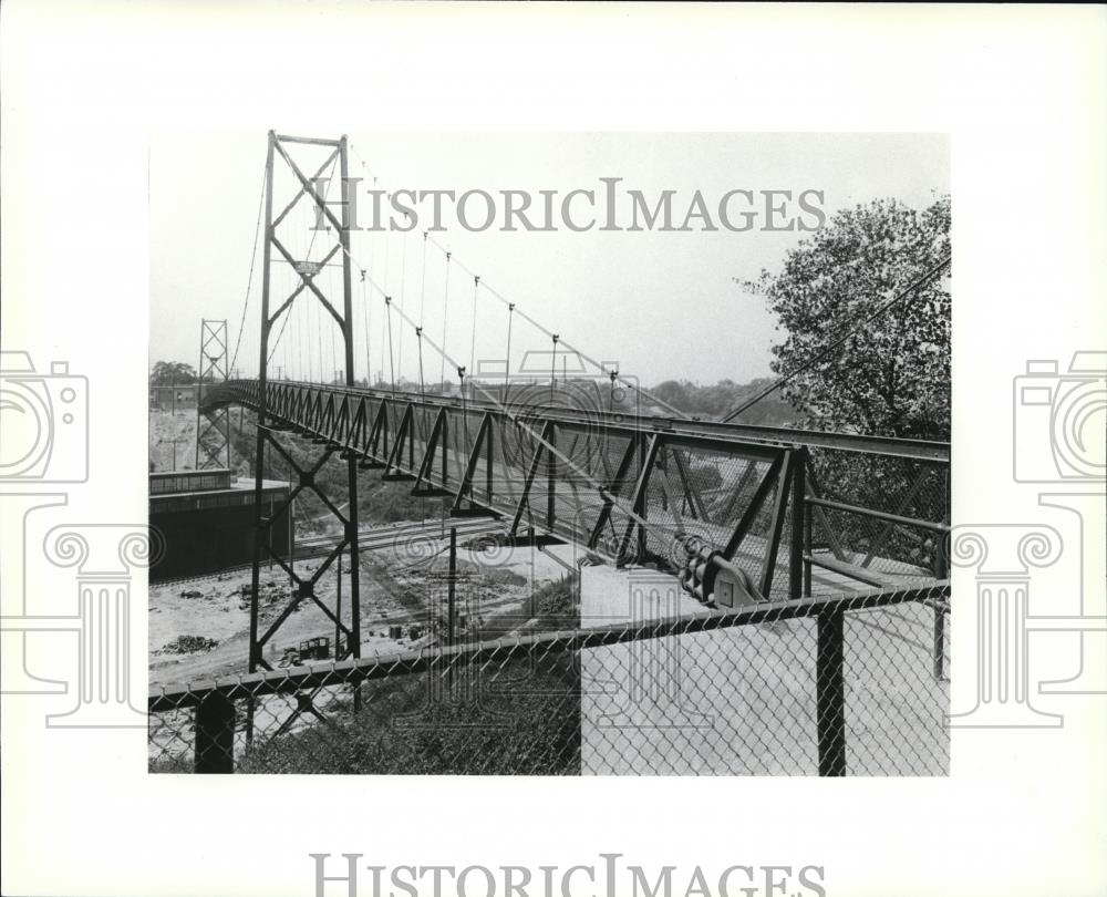 1984 Press Photo Sidawax Bridge over Kingsburry Run - cva82428 - Historic Images