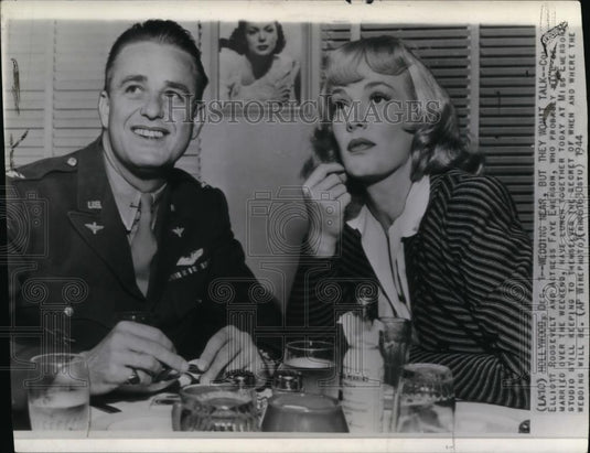1944 Wire Photo Col Elliott Roosevelt & actress Faye Emerson on secret wedding - Historic Images