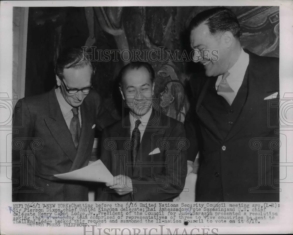 1954 Press Photo US Ambassador to UN Henry Cabot Lodge,UK&#39;s Sir Pierson Dixon - Historic Images