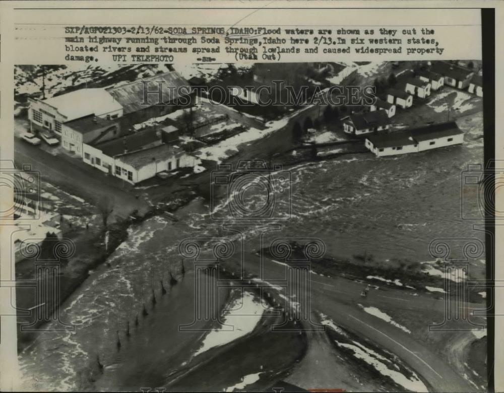 1962 Press Photo Aerial view of floodwaters at Soda Springs Idaho - nee84698 - Historic Images