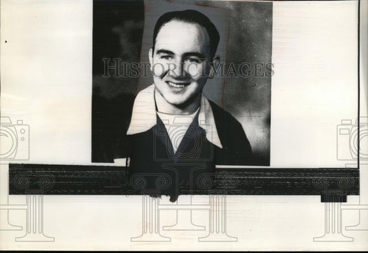 1963 Press Photo Robert Roy Czechoslovakia Communist helf on spy charges - Historic Images