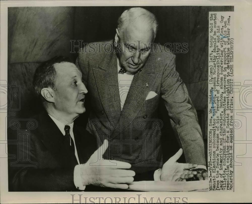 1951 Press Photo Sen.William Bentonof Conn. conferring with Sen. Guy Gillette - Historic Images