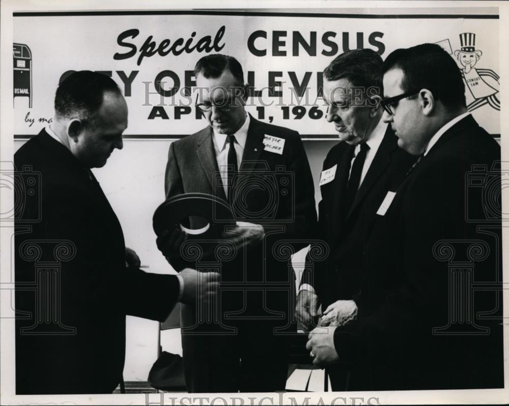 1965 Press Photo Harry O&#39;Haren, Mayor Locha, Curtis Smith and Edwin Gold - Historic Images