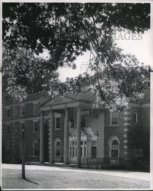 1947 Press Photo St. Joseph's Home for Girls - cva83199 - Historic Images