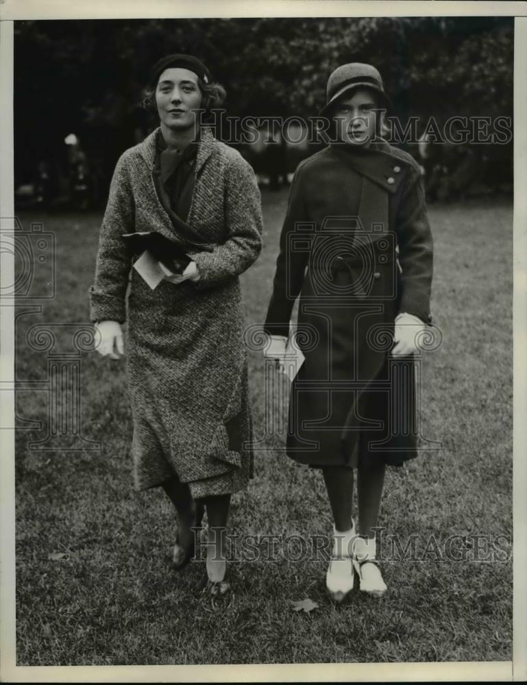 1932 Press Photo Mrs Francis Hitchcock &amp; sister Edwina Atwell in NY - nee86190 - Historic Images