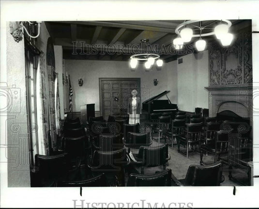 1987 Press Photo The Alcazar Hotel at Surrey and Derbyshire rd. - cva91894 - Historic Images