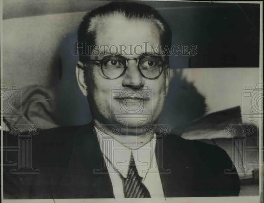 1953 Press Photo Edgard Sanders,English Businessman freed from Communist Hungary - Historic Images