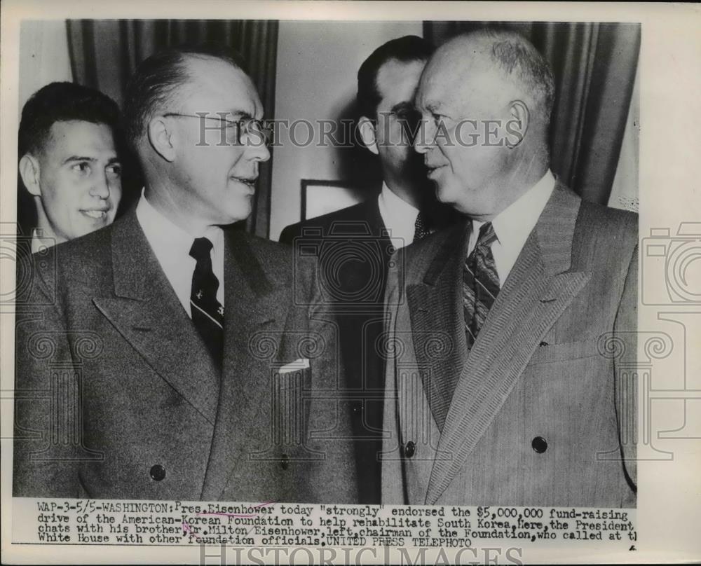 1953 Press Photo President Eisenhower, Dr Milton Eisenhower at Korean Foundation - Historic Images