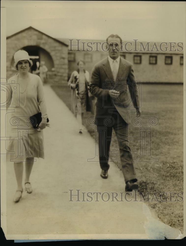 1927 Press Photo Mrs BB Schmalzel &amp; Webster Janssem announce engagement - Historic Images