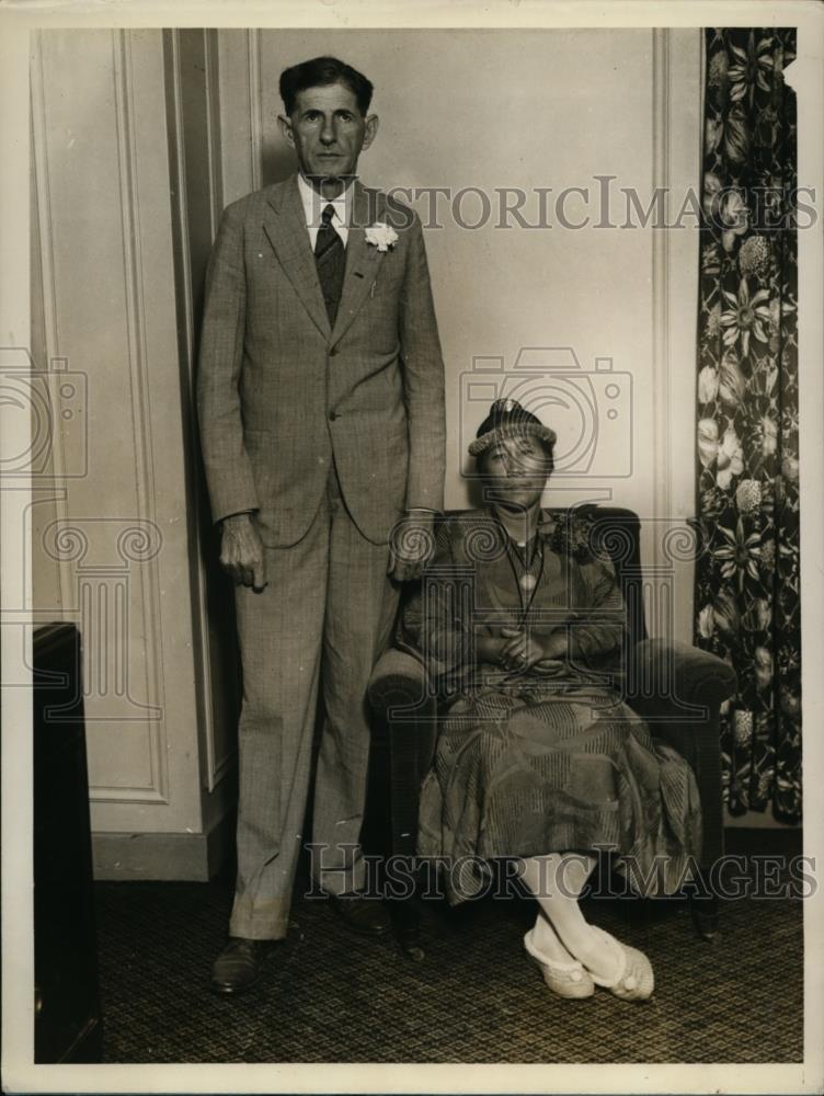 1928 Press Photo Judge Samuek B Kemo and Mrs Annie K Harris arrived in New York - Historic Images