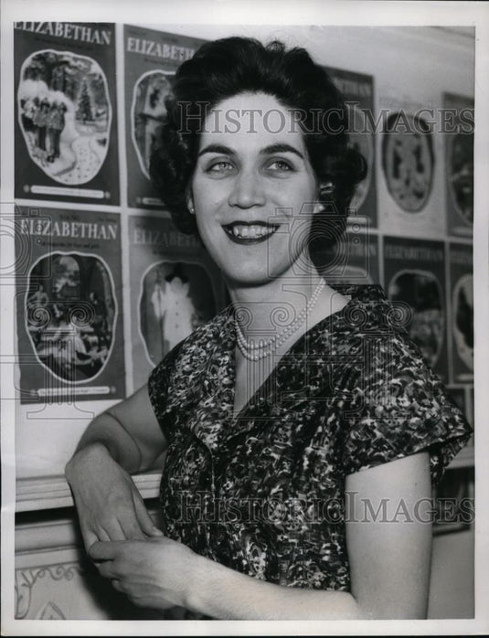 1958 Press Photo Anne Hawkins Queen's Press Secretary in London - nee88337 - Historic Images