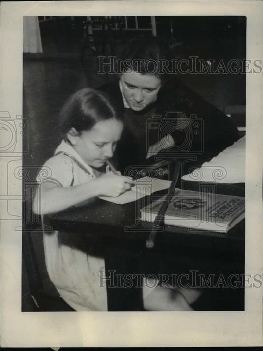 1938 Press Photo Student at Missouri University Children's Clinic - nee86128 - Historic Images