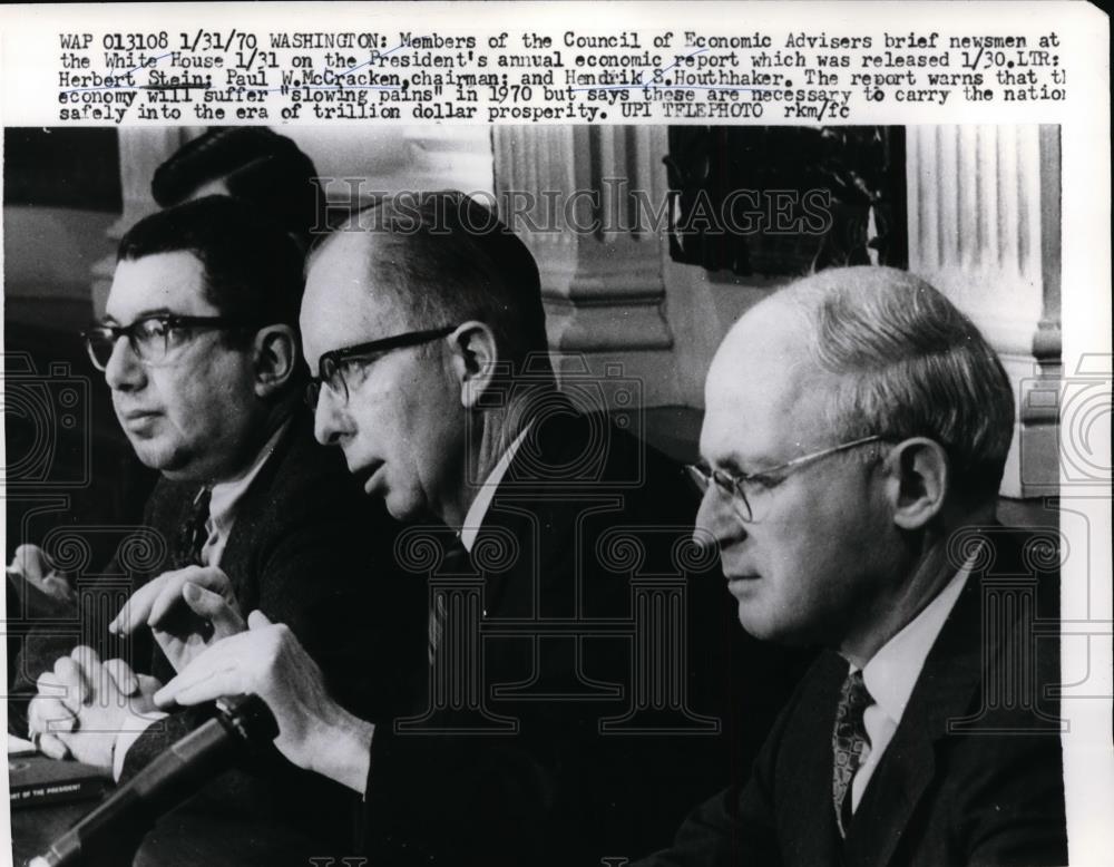 1970 Press Photo Council of Economic Advisors at White HousemPaul McCracken - Historic Images