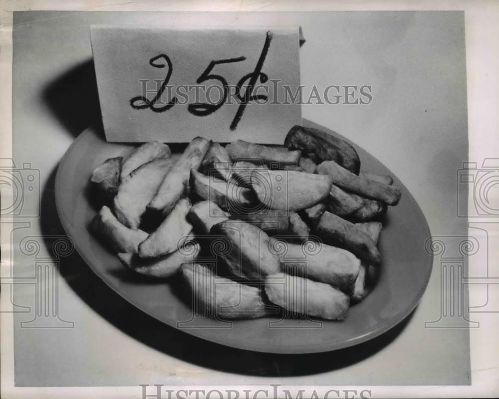 1950 Press Photo A plate of potatos made into french fries - nee85530 - Historic Images