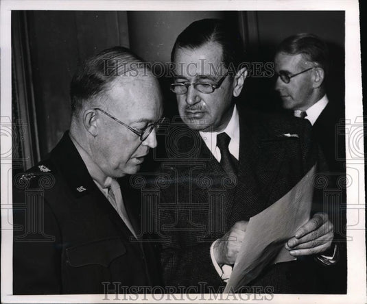 1946 Press Photo Gen Dwight Eisenhower, ambassador Ray Atherton in Canada - Historic Images