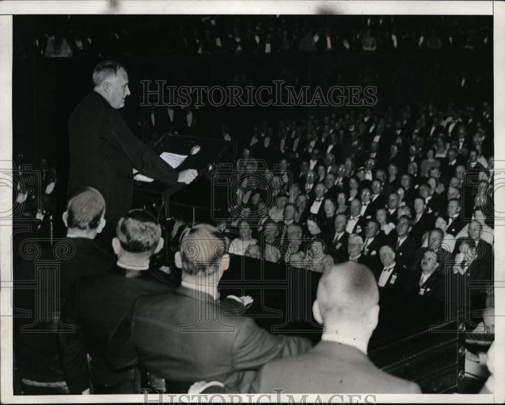 1934 Press Photo President Roosevelt &amp; bankers at Constitution Hall in DC - Historic Images