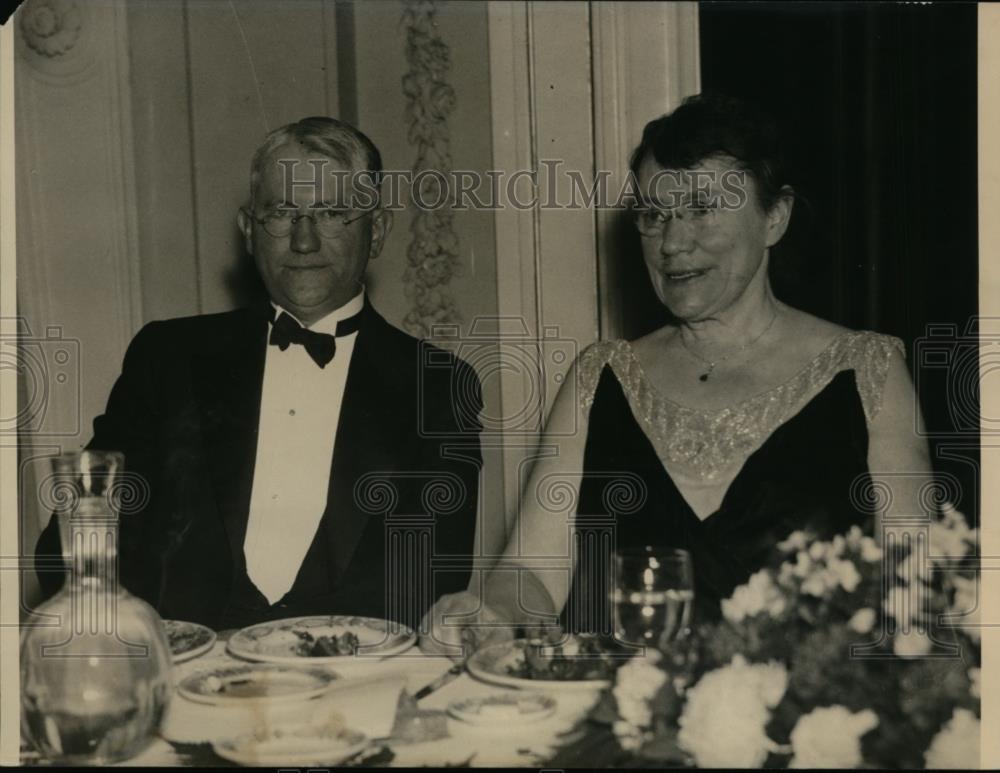 1932 Press Photo Professor Manley Hudson of Harvard, Dr Mary Woolley at NYC - Historic Images