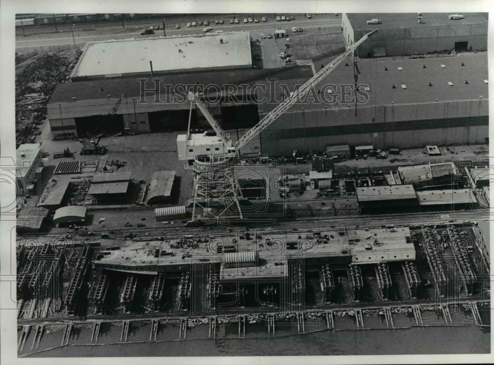 1974 Press Photo Chevron Washington a FMC Marine and Rail Equipment shipways - Historic Images