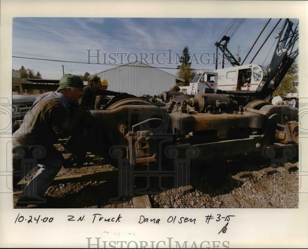 2000 Press Photo Rrailroad equipment - orb36200 - Historic Images