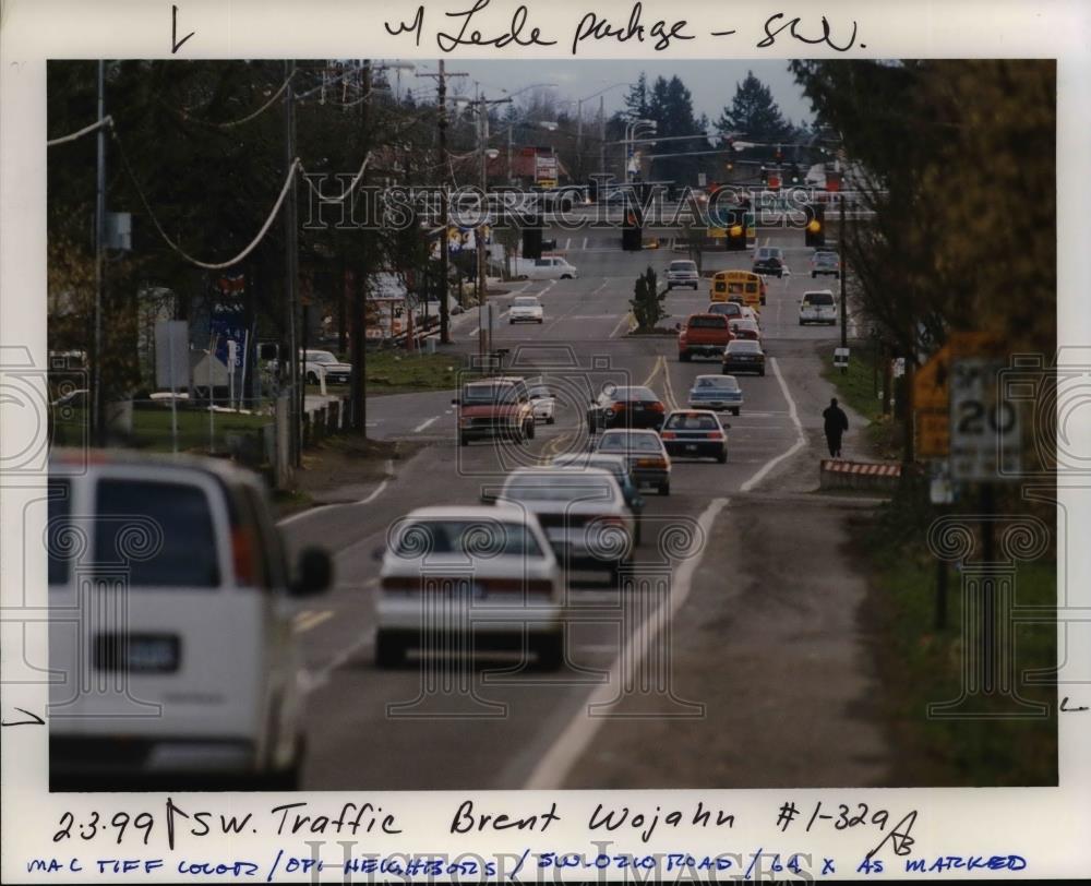 2000 Press Photo SW Wilsonville Road Oregon Traffic - orb58955 - Historic Images