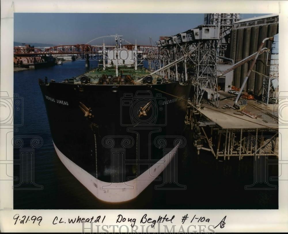1999 Press Photo Overseas Juneau ship - orb48888 - Historic Images