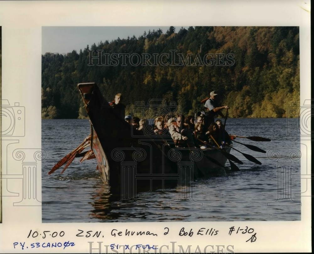 2000 Press Photo Canoe - orb07612 - Historic Images