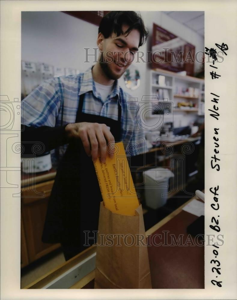2001 Press Photo Earth&#39;s Bounty Restaurant - orb42145 - Historic Images