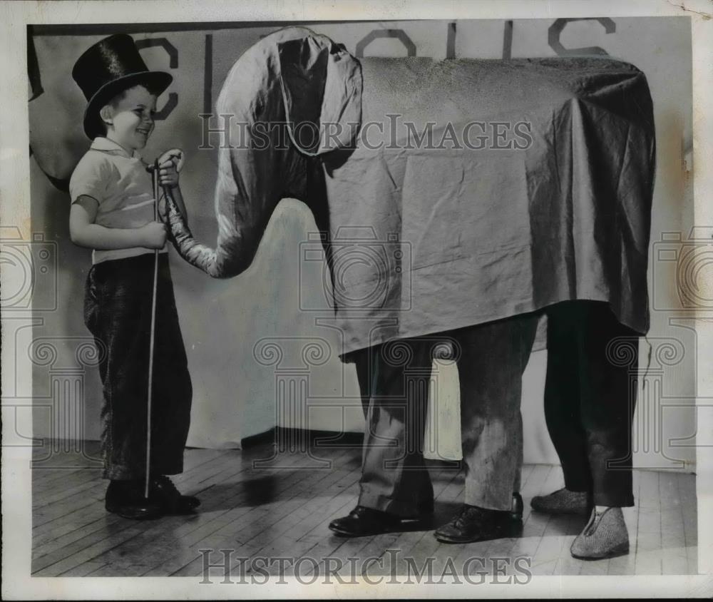 1948 Press Photo Kindergarten Rocky River Ohio, Pat Roberts, Wooster school - Historic Images