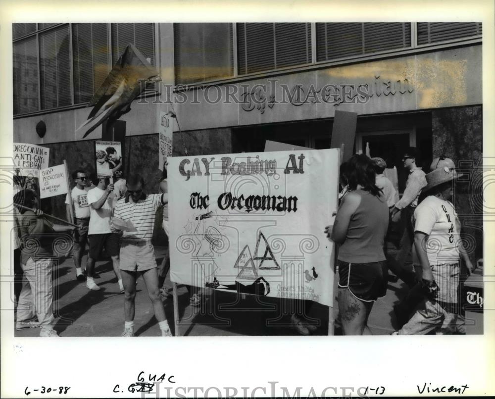 1988 Press Photo Demonstrators march in front of the Oregonian building - Historic Images