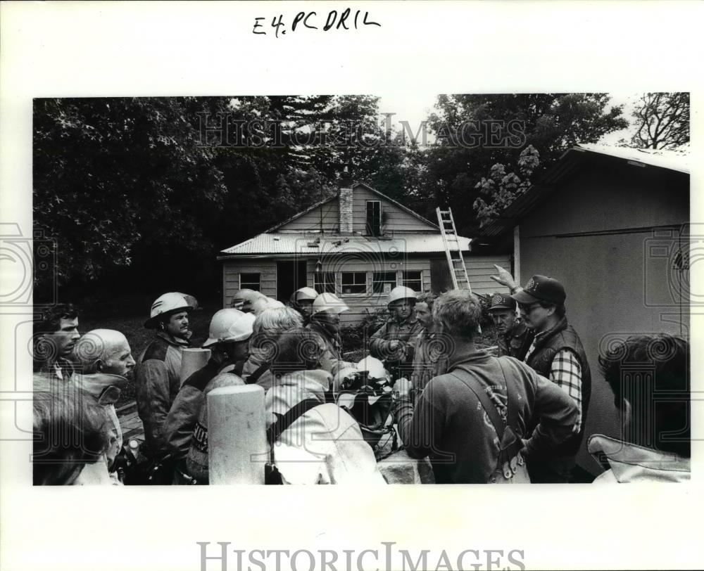 1988 Press Photo Corbett Firefighters - orb69353 - Historic Images