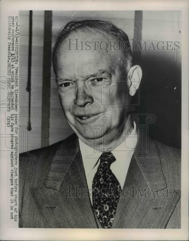 1964 Press Photo Pres Dwight Eisenhower during his press conference - nee91239 - Historic Images