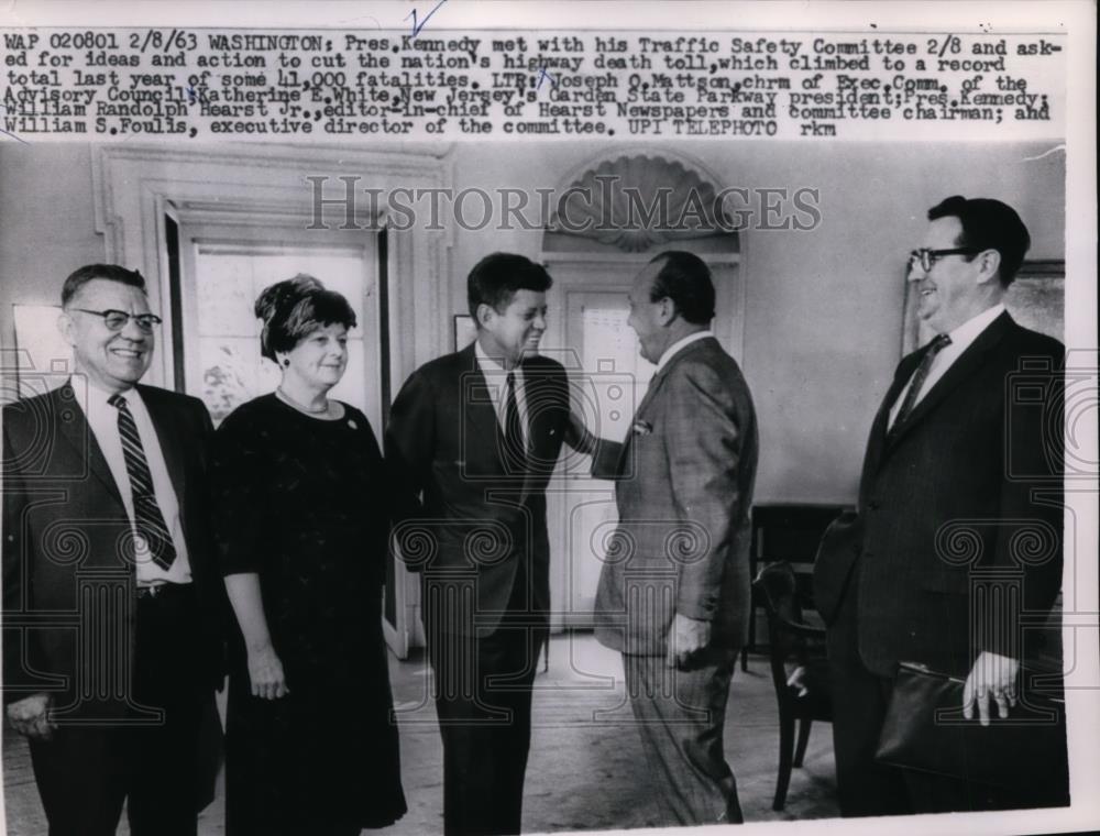 1963 Press Photo President John F Kennedy,Traffic Safety Committee - nee88931 - Historic Images