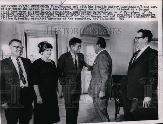 1963 Press Photo President John F Kennedy,Traffic Safety Committee - nee88931 - Historic Images