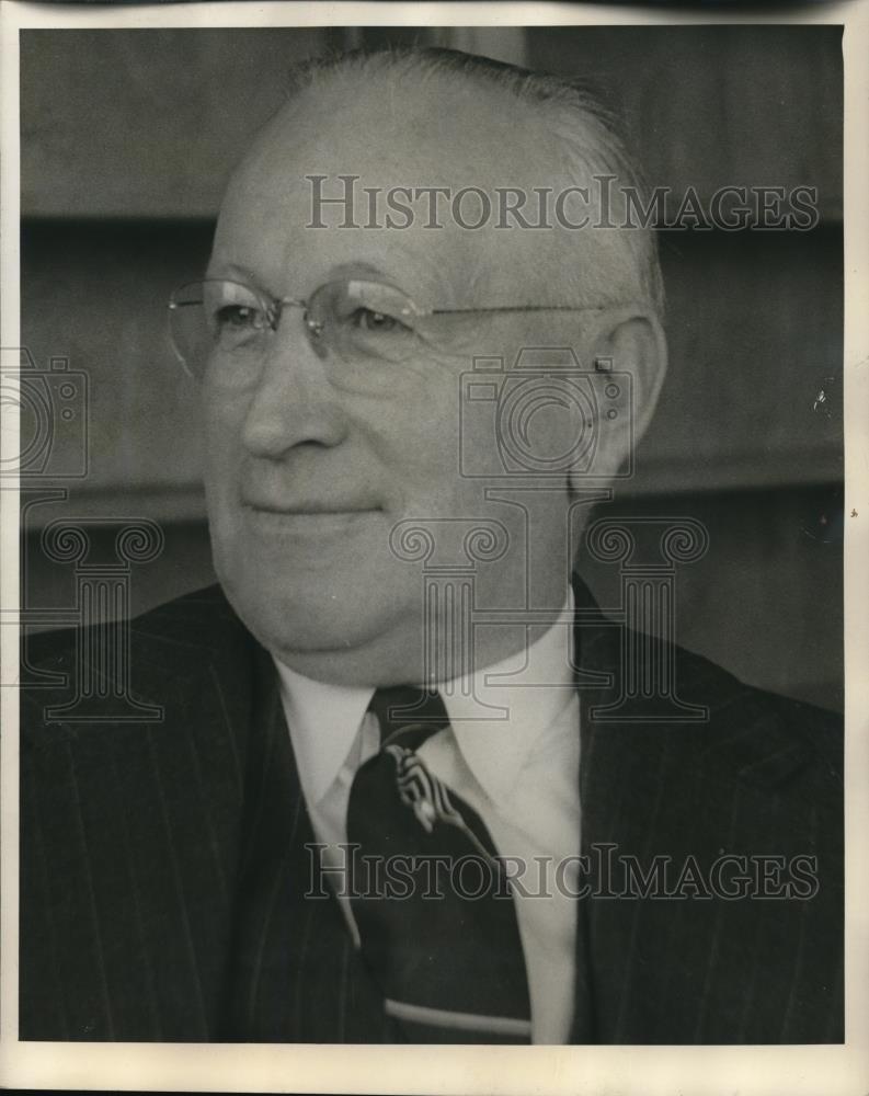 1948 Press Photo Dr. Ralph E. Leiser, thirty years service noted - ora50018 - Historic Images