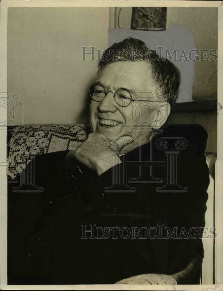 1938 Press Photo John T Flynn economist & business writer in Columbus Ohio - Historic Images