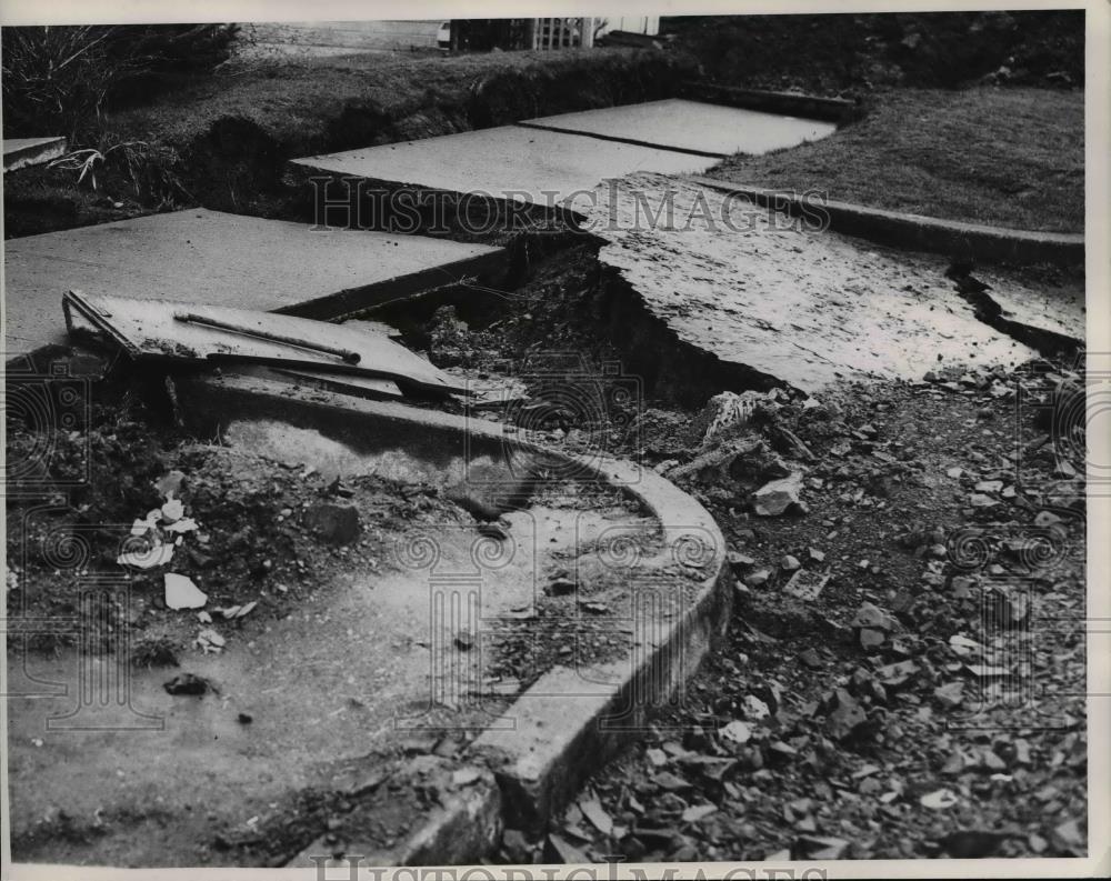 1950 Press Photo Astoria Slides Oregon - orb59750 - Historic Images