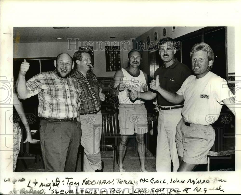 1991 Press Photo Gresham High School officials Tom Noonan, Terry McCall, J Minor - Historic Images