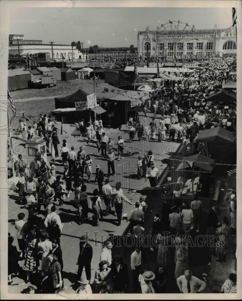 1947 Press Photo The 1947 Oregon State Fair - orb20686 - Historic Images