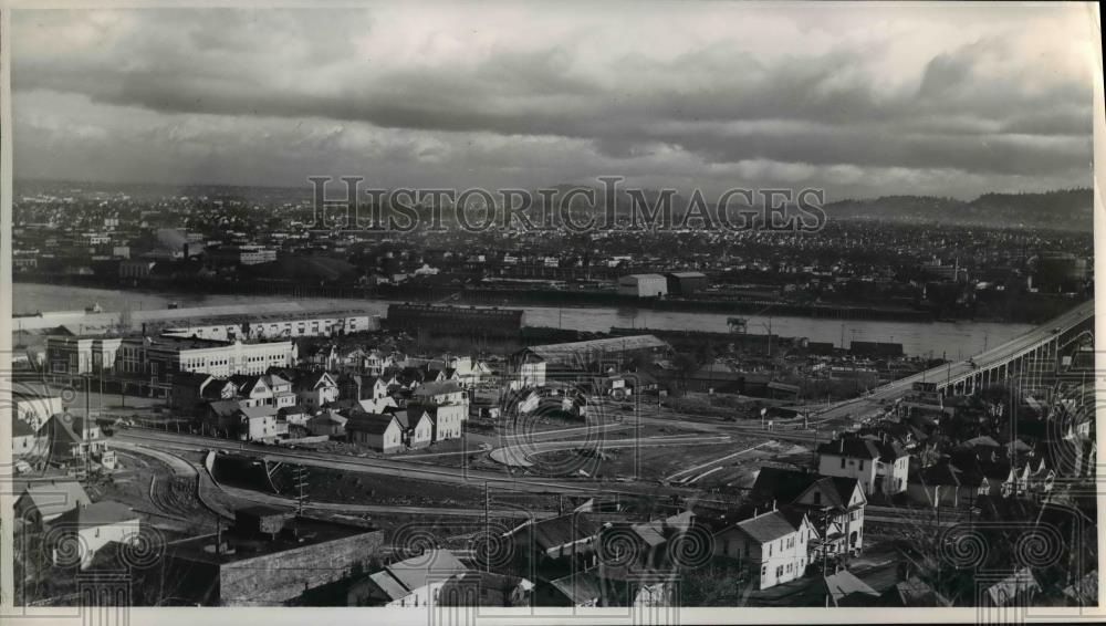 1948 Press Photo Ross Island Bridge West approach - orb05770 - Historic Images