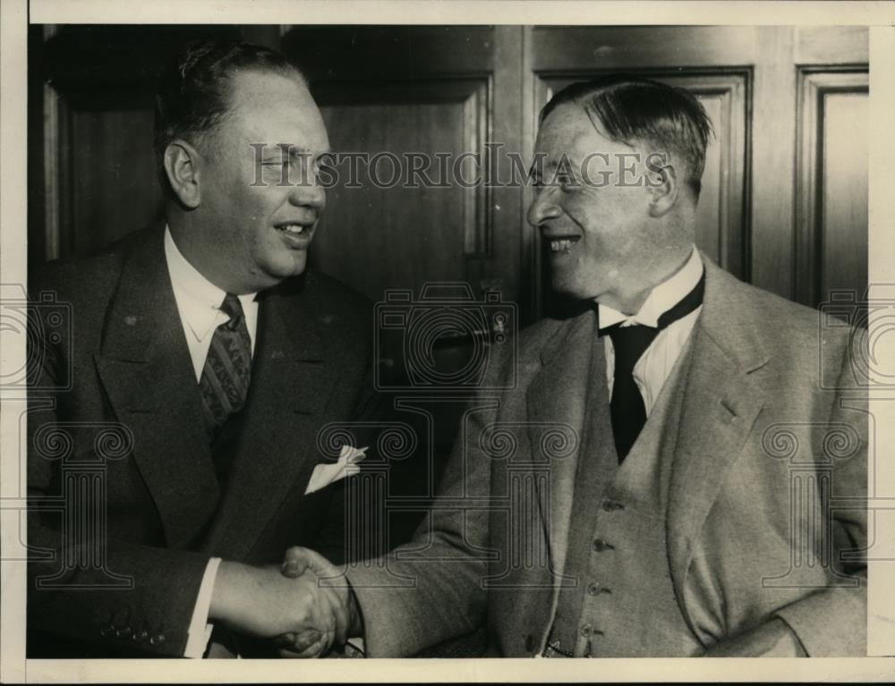 1931 Press Photo Sir Enoch Hill Lauding To Robert Odell - nee86868 - Historic Images