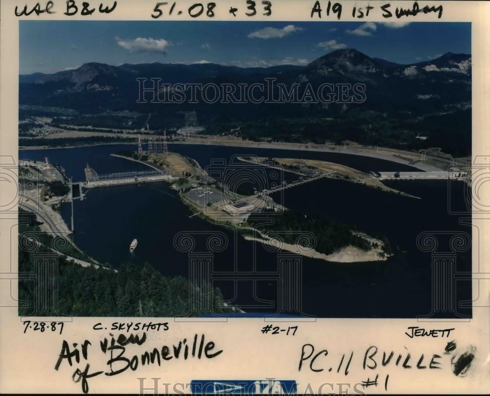 1987 Press Photo Bonneville Dam on Columbia River Aerial - orb11472 - Historic Images