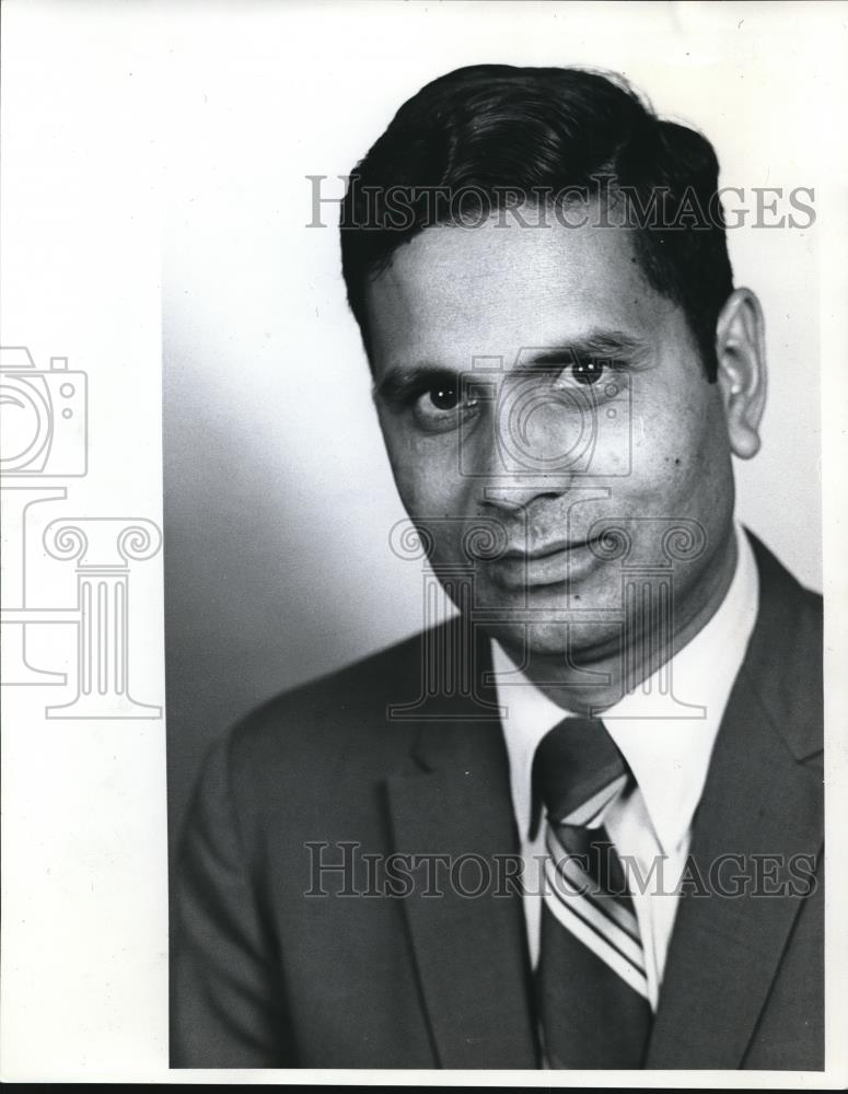 1973 Press Photo Dharam Yaday - ora96177 - Historic Images
