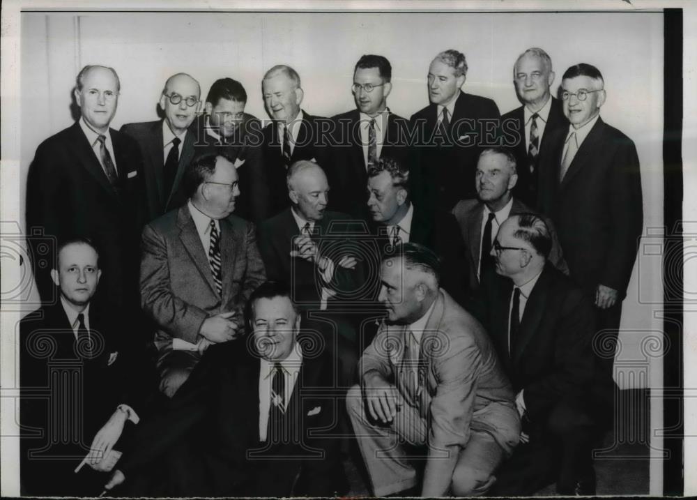 1956 Press Photo President Eisenhower,Senators Art Langlie,Wallace Bennett - Historic Images