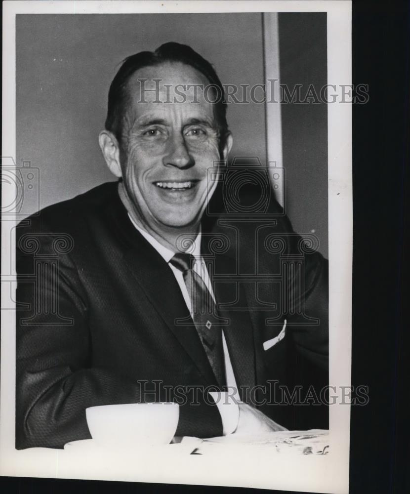 1964 Press Photo Rowland S. Rose Cooper Associates Building Congressman Year - Historic Images