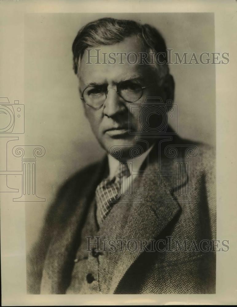 1948 Press Photo Mr John T Flynn in a business suit - nee89642 - Historic Images