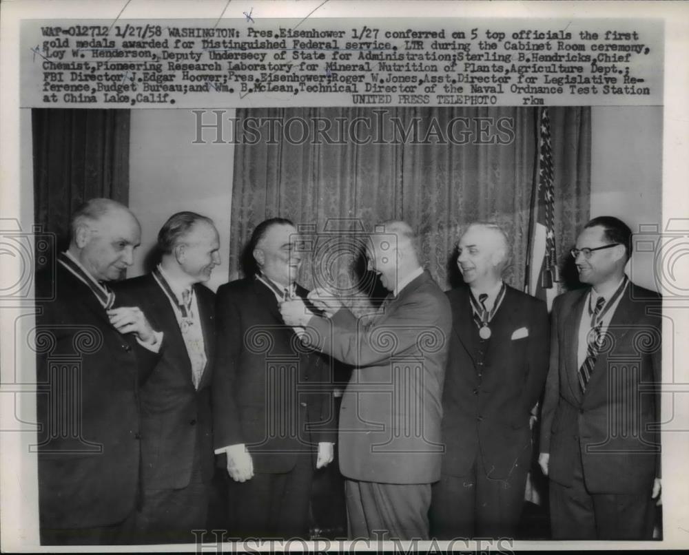 1958 Press Photo President Eisenhower, Loy Henderson, Sterling Hendricks - Historic Images